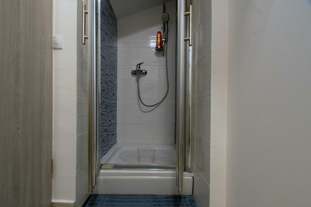 Apartments Giro Korcula المظهر الخارجي الصورة