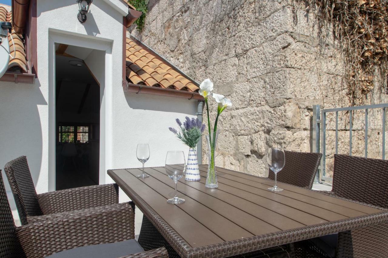 Apartments Giro Korcula المظهر الخارجي الصورة